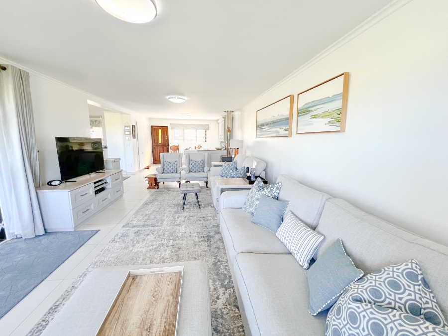 4 Bedroom Property for Sale in Keurbooms River Western Cape